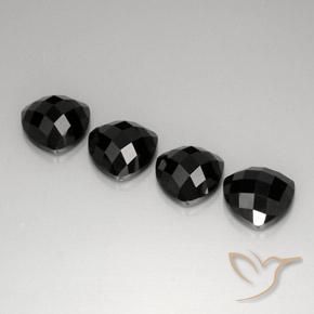 Shop natural 18.25ct Noire Spinelle gems, Trillion, from Thaïlande at GemSelect. In stock, global shipping!