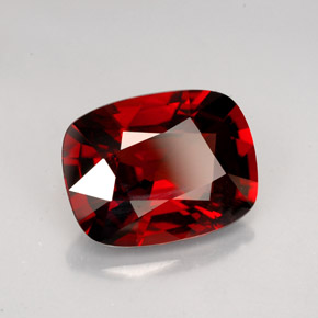 Spinelle rouge naturelle coupe coussin, 4,44 ct, VVS-VS