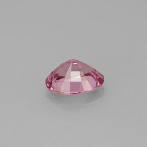 Spinelle rose naturelle coupe ovale, 1,21 ct, VVS-VS