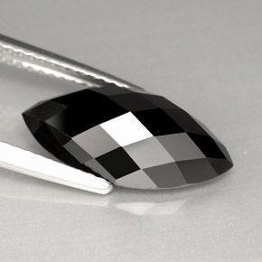 Spinelle noir naturelle marquise, 4,91 ct, opaque