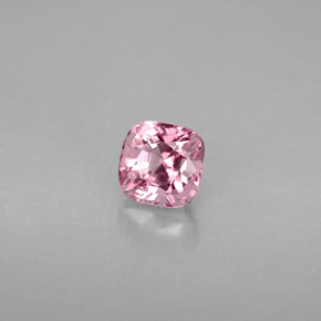 Spinelle rose naturelle coupe coussin, 0,87 ct, VS
