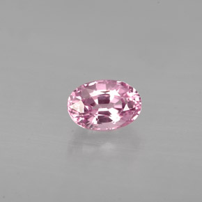 Spinelle rose naturelle coupe ovale, 0,75 ct, VS