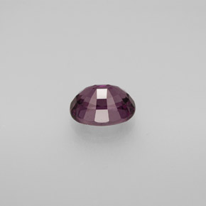 Spinelle  naturelle coupe ovale, 1,33 ct, VS