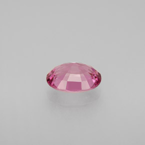 Spinelle rose naturelle coupe ovale, 1,37 ct, VS
