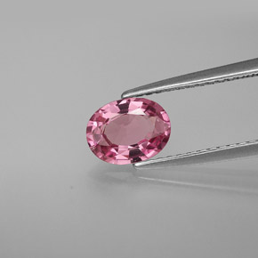 Spinelle rose naturelle coupe ovale, 0,99 ct, VS