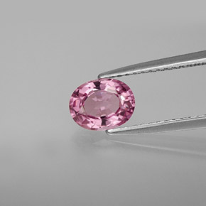 Spinelle rose naturelle coupe ovale, 1,05 ct, VS