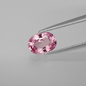 Spinelle rose naturelle coupe ovale, 1,05 ct, VS