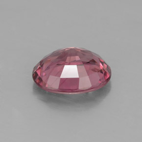 Spinelle rose naturelle coupe ovale, 1,70 ct, SI