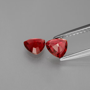 Achetez naturel ct rouge spinelle gems, trillion, en provenance myanmar (birmanie) chez gemselect. en stock, livraison internationale!
