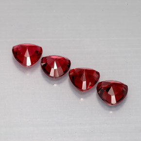 Achetez naturel ct rouge spinelle gems, trillion, en provenance myanmar (birmanie) chez gemselect. en stock, livraison internationale!