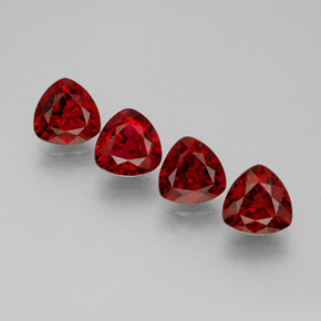 Achetez naturel ct rouge spinelle gems, trillion, en provenance myanmar (birmanie) chez gemselect. en stock, livraison internationale!