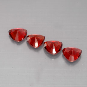 Achetez naturel ct orange spinelle gems, trillion, en provenance myanmar (birmanie) chez gemselect. en stock, livraison internationale!