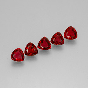 Achetez naturel ct rouge spinelle gems, trillion, en provenance myanmar (birmanie) chez gemselect. en stock, livraison internationale!