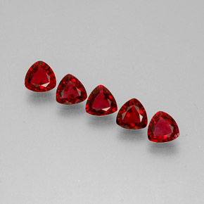 Achetez naturel ct rouge spinelle gems, trillion, en provenance myanmar (birmanie) chez gemselect. en stock, livraison internationale!