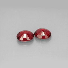 Achetez naturel ct rouge spinelle gems, coupe ovale, en provenance myanmar (birmanie) chez gemselect. en stock, livraison internationale!
