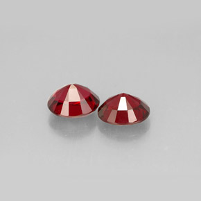 Achetez naturel ct rouge spinelle gems, coupe ovale, en provenance myanmar (birmanie) chez gemselect. en stock, livraison internationale!