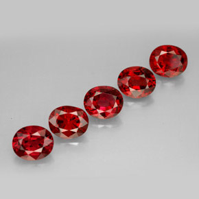Achetez naturel ct rouge spinelle gems, coupe ovale, en provenance myanmar (birmanie) chez gemselect. en stock, livraison internationale!