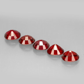 Achetez naturel ct rouge spinelle gems, coupe ovale, en provenance myanmar (birmanie) chez gemselect. en stock, livraison internationale!