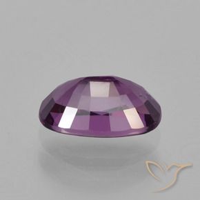 Spinelle pourpre naturelle coupe ovale, 1,10 ct, VS