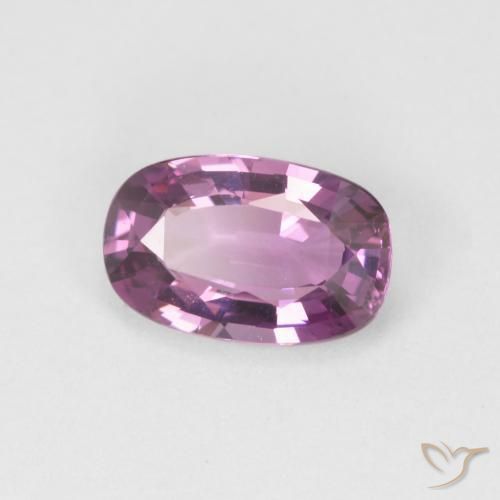 Spinelle Boysenberry naturelle ovale, 1.35 ct, VS