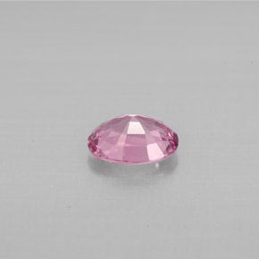 Spinelle rose naturelle coupe ovale, 0,78 ct, VS