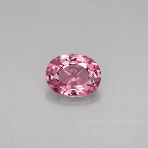 Spinelle rose naturelle coupe ovale, 1,15 ct, VS