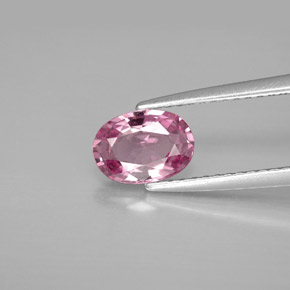 Spinelle rose naturelle coupe ovale, 0,99 ct, VS