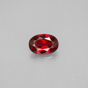 Spinelle rouge naturelle coupe ovale, 0,64 ct, VS
