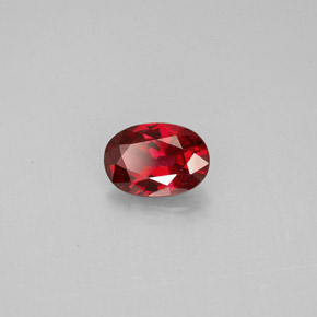 Spinelle rouge naturelle coupe ovale, 0,64 ct, VS