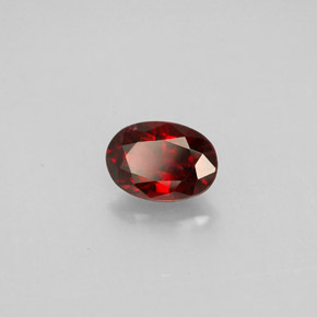 Spinelle  naturelle coupe ovale, 0,74 ct, VS