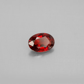 Spinelle  naturelle coupe ovale, 0,67 ct, SI