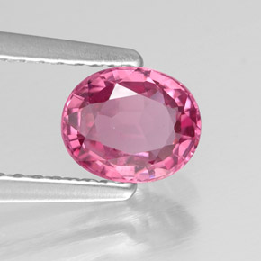 Spinelle rose naturelle coupe ovale, 0,84 ct, VVS-VS