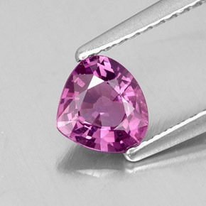 Spinelle violet naturelle en forme de poire, 0,68 ct, VVS