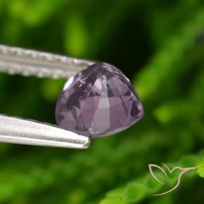 Spinelle Pourpre moyen-léger naturelle En forme de poire, 0.67 ct, VS-SI