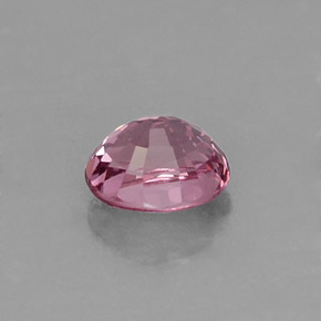 Spinelle rose naturelle coupe ovale, 0,77 ct, VS