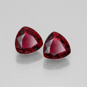 Achetez naturel ct rouge spinelle gems, trillion, en provenance myanmar (birmanie) chez gemselect. en stock, livraison internationale!
