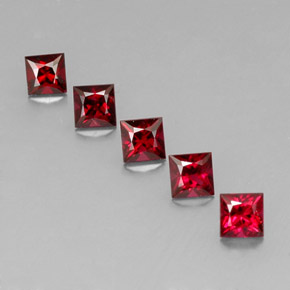 Achetez naturel ct rouge spinelle gems, carré, en provenance myanmar (birmanie) chez gemselect. en stock, livraison internationale!