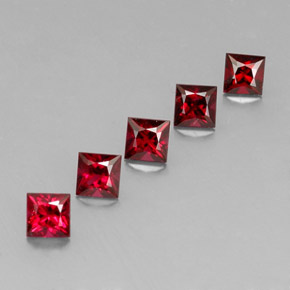 Achetez naturel ct rouge spinelle gems, carré, en provenance myanmar (birmanie) chez gemselect. en stock, livraison internationale!