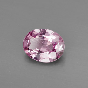 Spinelle rose naturelle coupe ovale, 1,34 ct, VVS