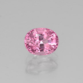 Spinelle rose naturelle coupe ovale, 0,77 ct, VS