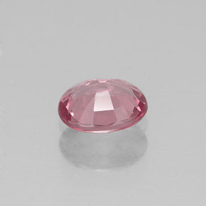 Spinelle rose naturelle coupe ovale, 0,69 ct, VVS