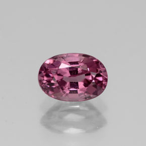 Spinelle rose naturelle coupe ovale, 0,95 ct, VS