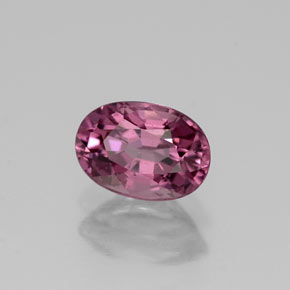 Spinelle rose naturelle coupe ovale, 0,95 ct, VS