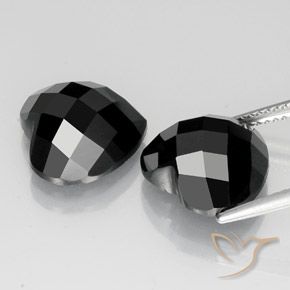 Shop natural 14.51ct Noire Spinelle gems, Cœur, from Thaïlande at GemSelect. In stock, global shipping!