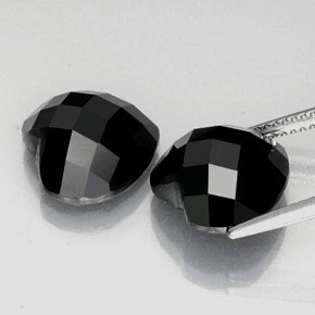 Achetez naturel 14,36ct noir spinelle gems, forme de coeur, en provenance thaïlande chez gemselect. en stock, livraison internationale!