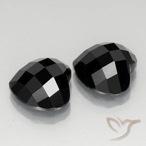 Shop natural 14.37ct Noire Spinelle gems, Cœur, from Thaïlande at GemSelect. In stock, global shipping!