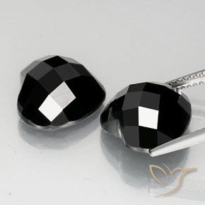 Shop natural 14.37ct Noire Spinelle gems, Cœur, from Thaïlande at GemSelect. In stock, global shipping!