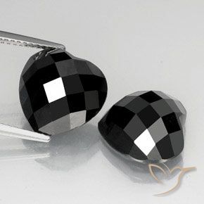 Shop natural 13.98ct Noire Spinelle gems, Cœur, from Thaïlande at GemSelect. In stock, global shipping!