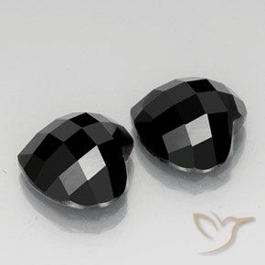 Shop natural 13.98ct Noire Spinelle gems, Cœur, from Thaïlande at GemSelect. In stock, global shipping!