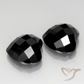 Shop natural 13.94ct Noire Spinelle gems, Cœur, from Thaïlande at GemSelect. In stock, global shipping!